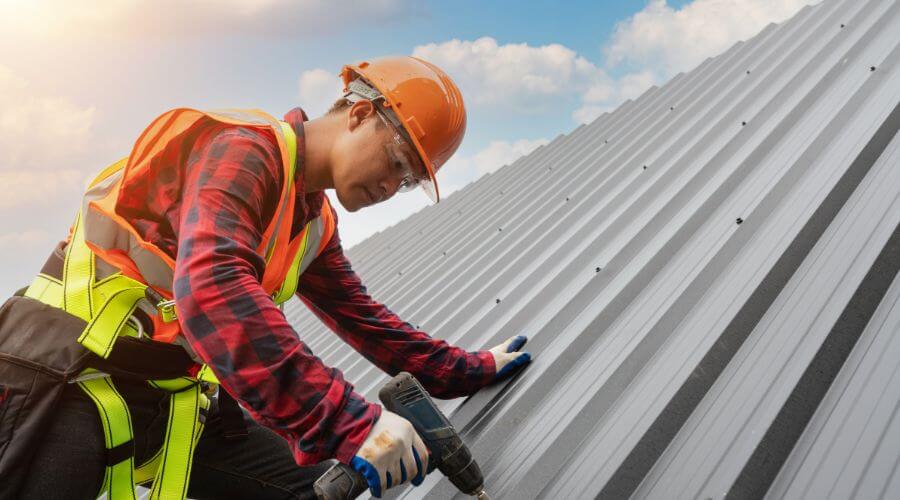 Professional gutter cleaning in Michigan Center, MI